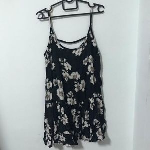 Brandy Melville Jada dress